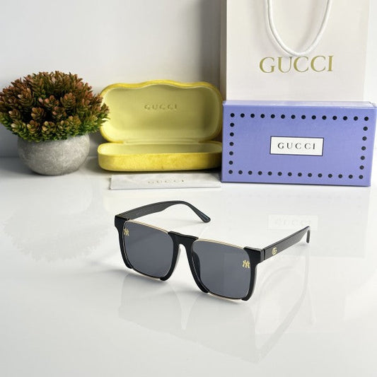 Gucci New York Gold Black