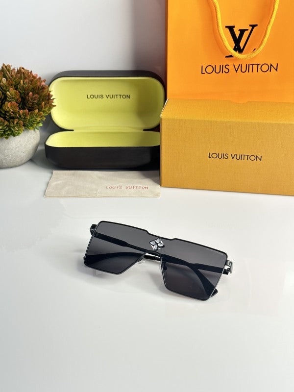 Louis_Vuitton_1700_black