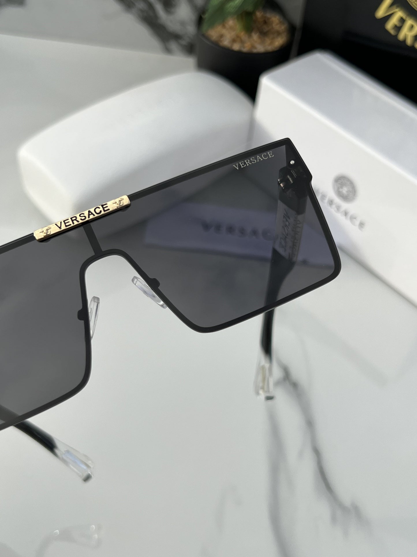 Versace_88075_full_black