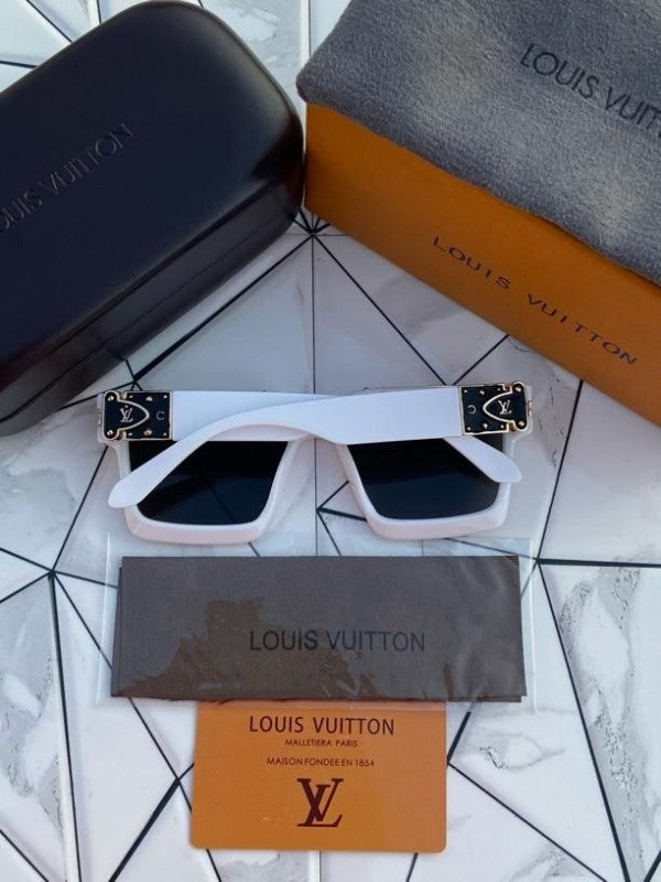 Louis_Vuitton_millionaire_whiteblack