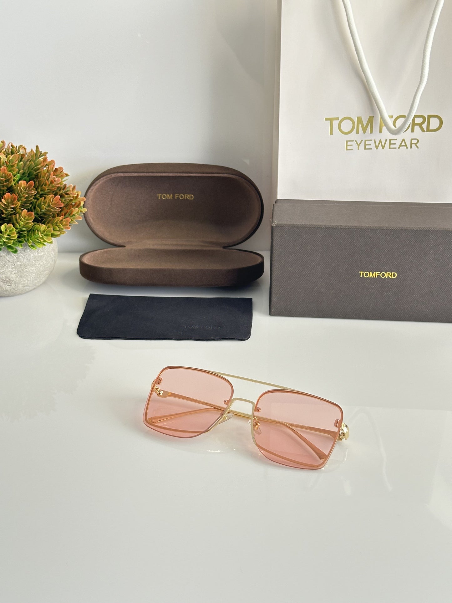 Tomford 081 Gold Pink