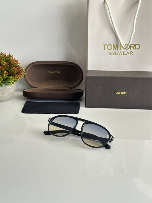 Tomford 755 Black Blue DC