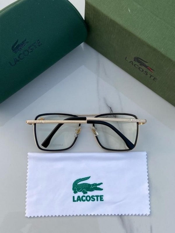 Lacoste_gold_plano