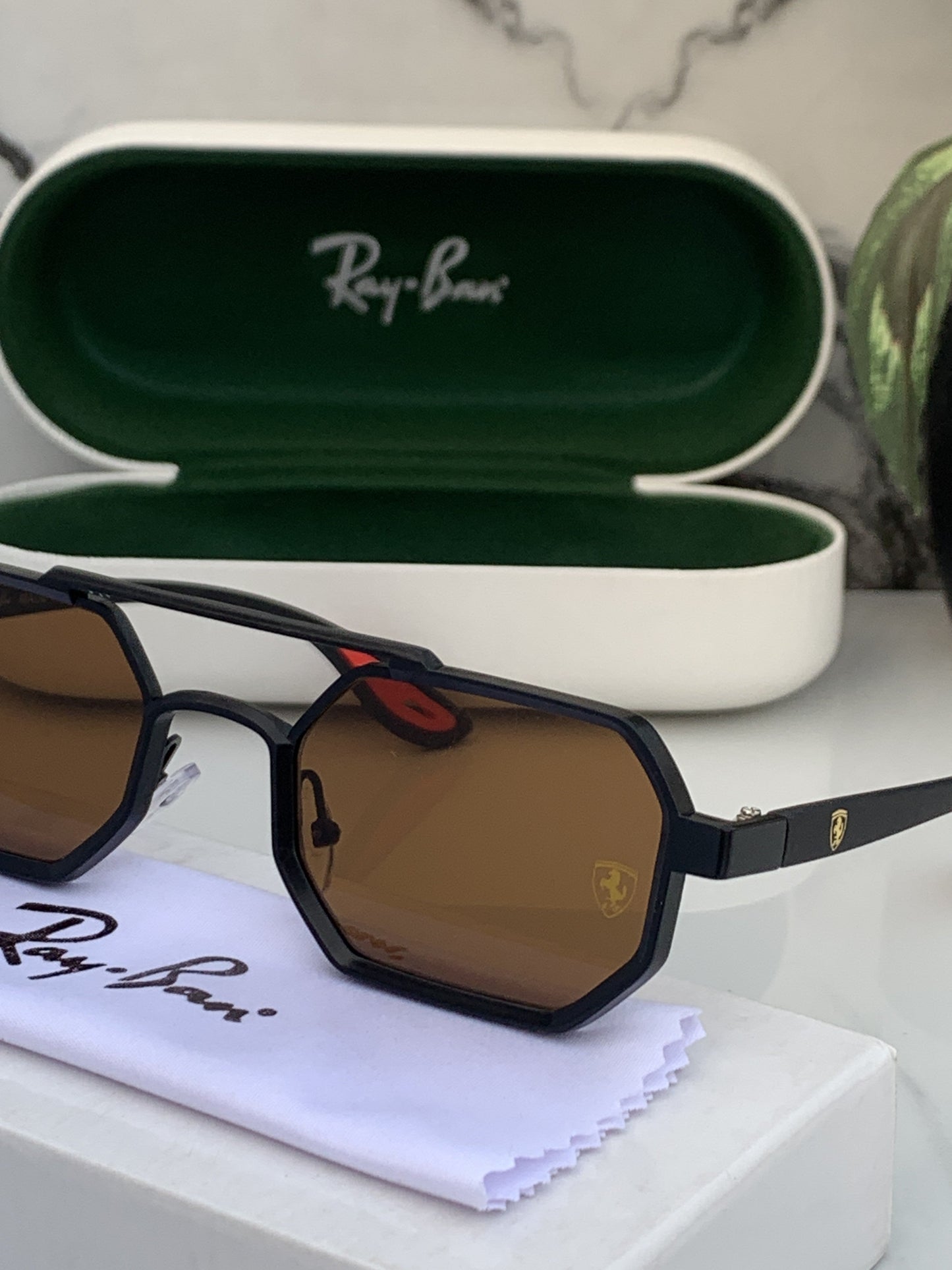 Rayban 05 black brown