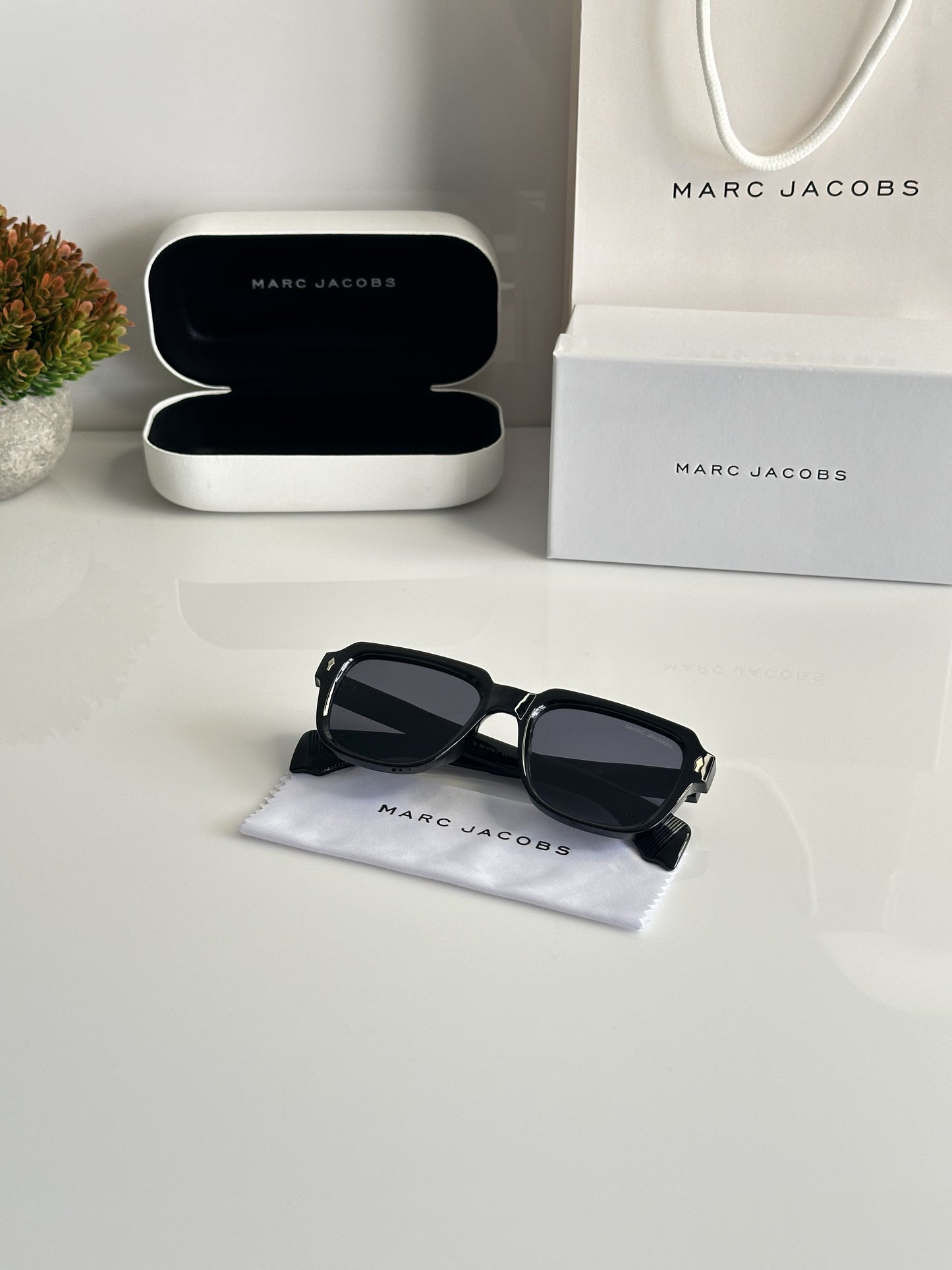 Marc Jacobs 3720 Black