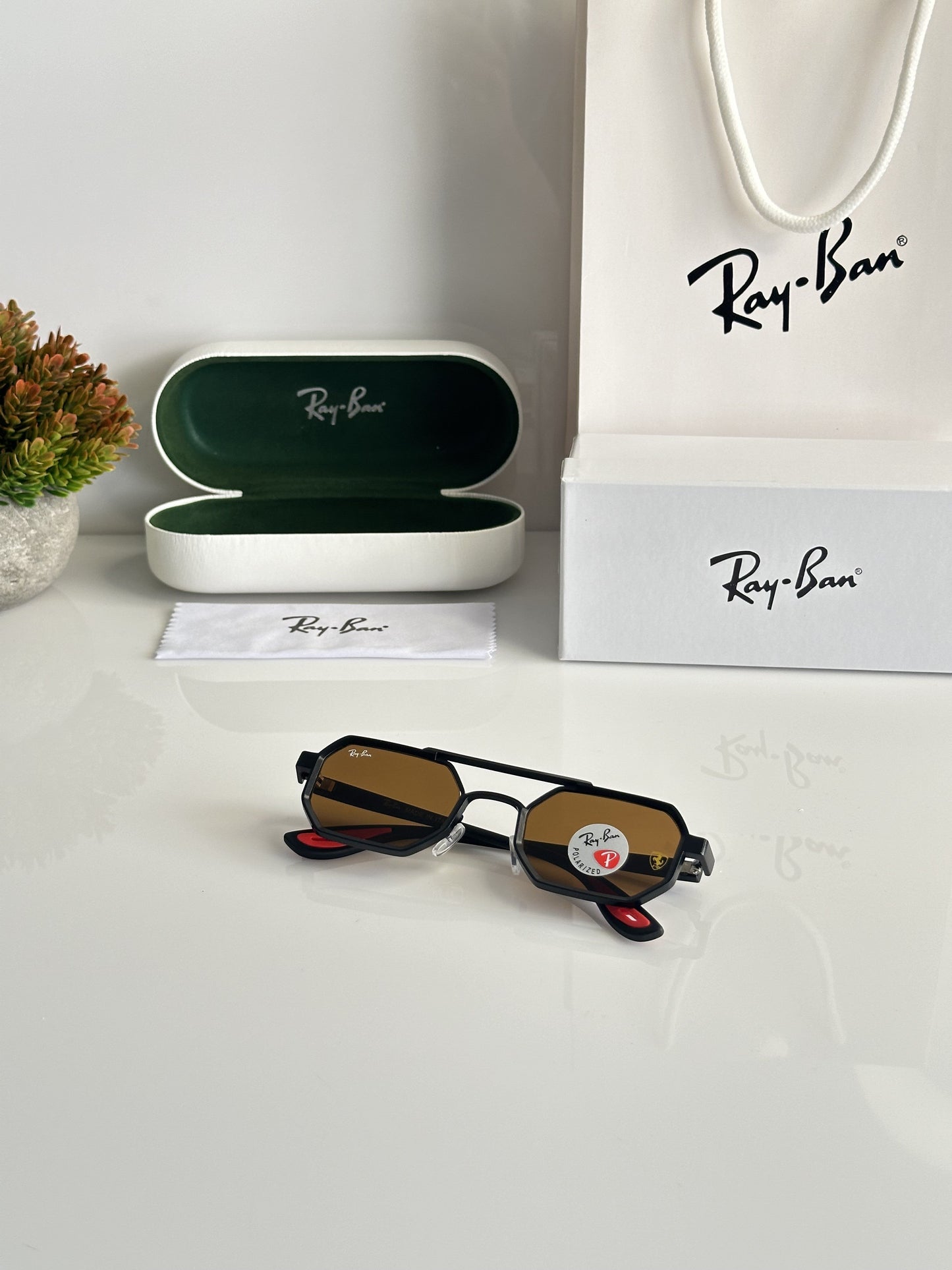 Rayban 05 Hexagon Black Brown