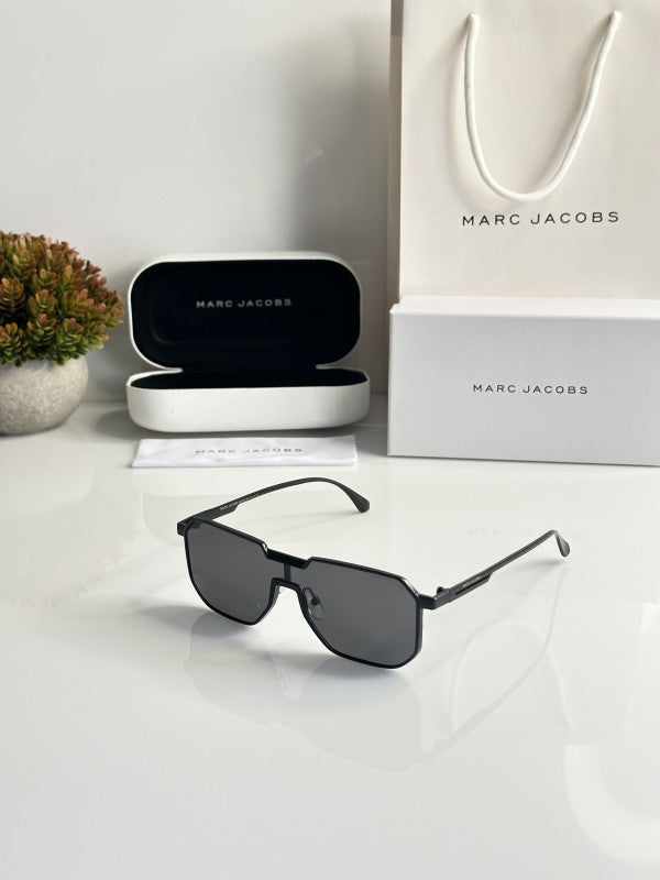 Marc Jacobs 314 Black