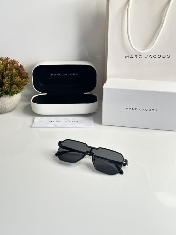 Marc Jacobs 314 Black